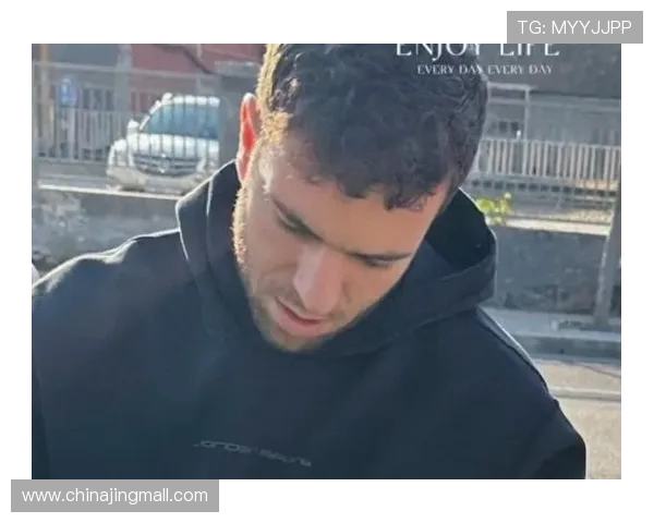 国安外援斯帕吉奇夏季韧带撕裂后积极进行个人恢复训练